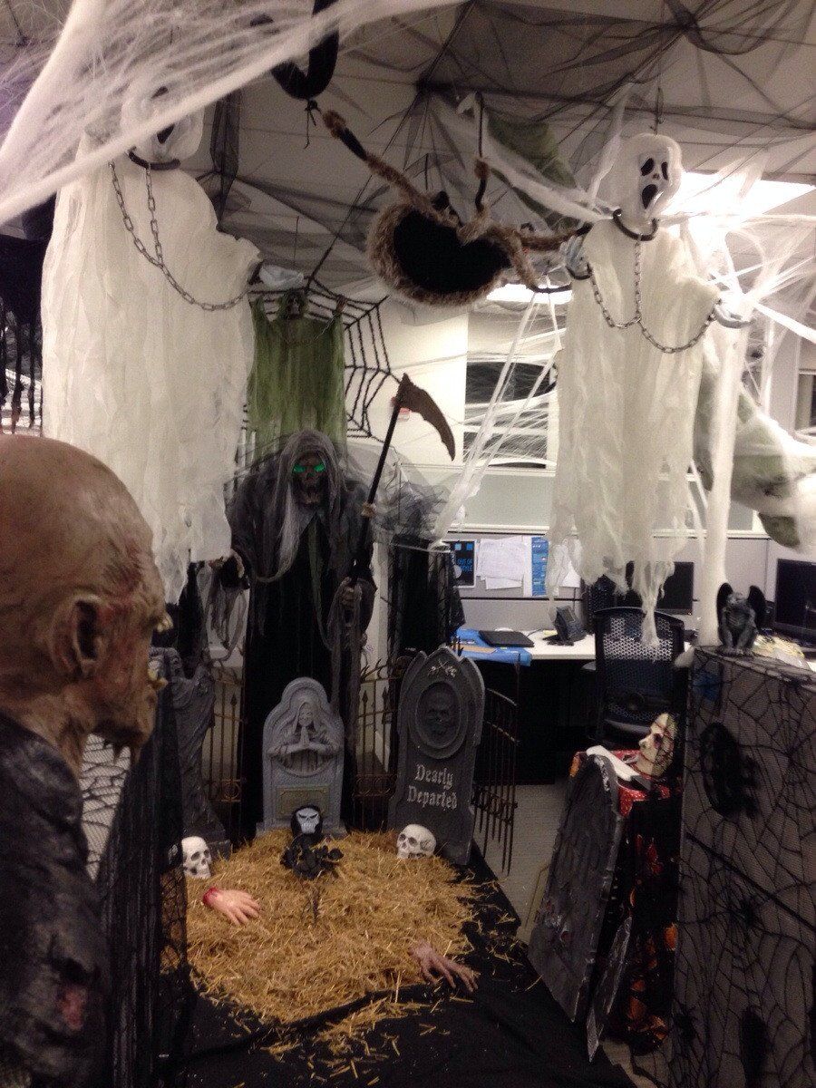 RIP halloween office decor