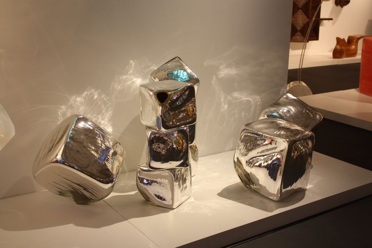 These glass cubes are a grand example of how Zimmerman's pieces exploit the techniques of advanced glassmaking and the defining properties of glass itself. The might be solid, but they evoke movement and the molten qualities of metal or glass.