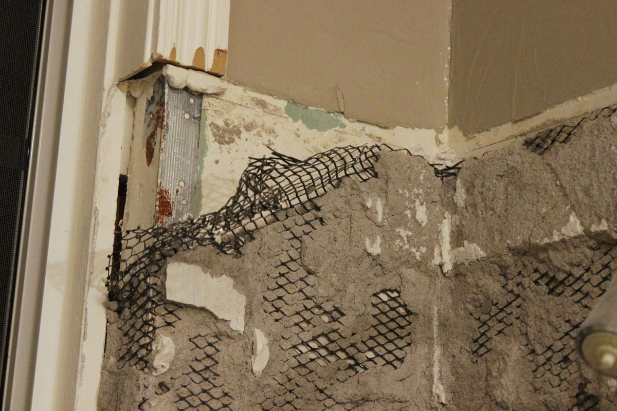 Removing the metal mesh