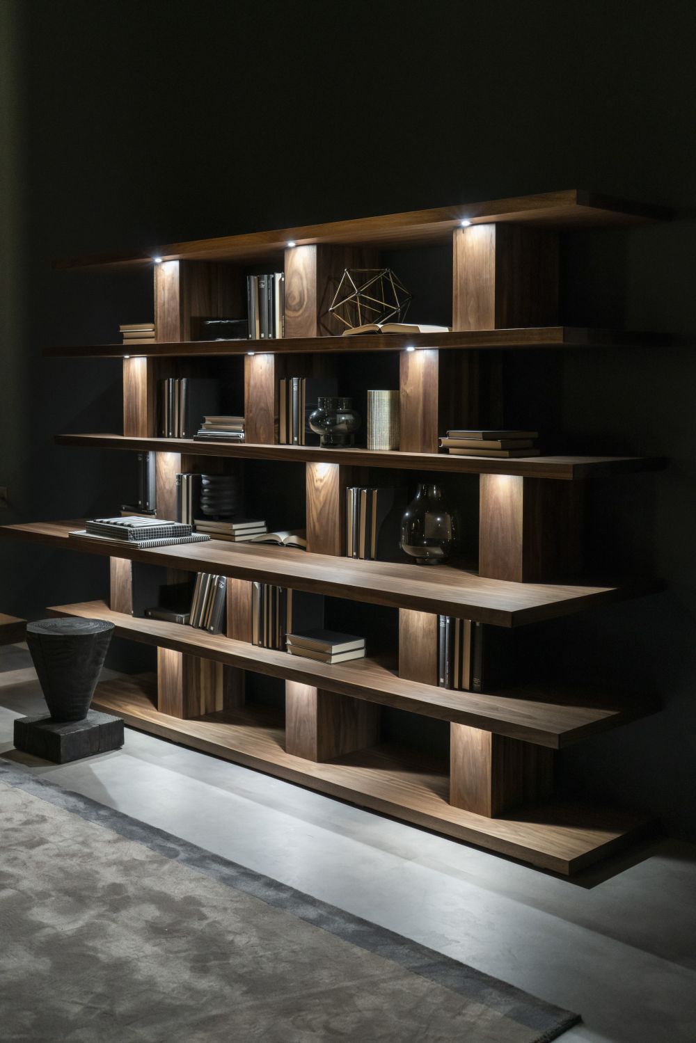 Riva1920 bookshelf
