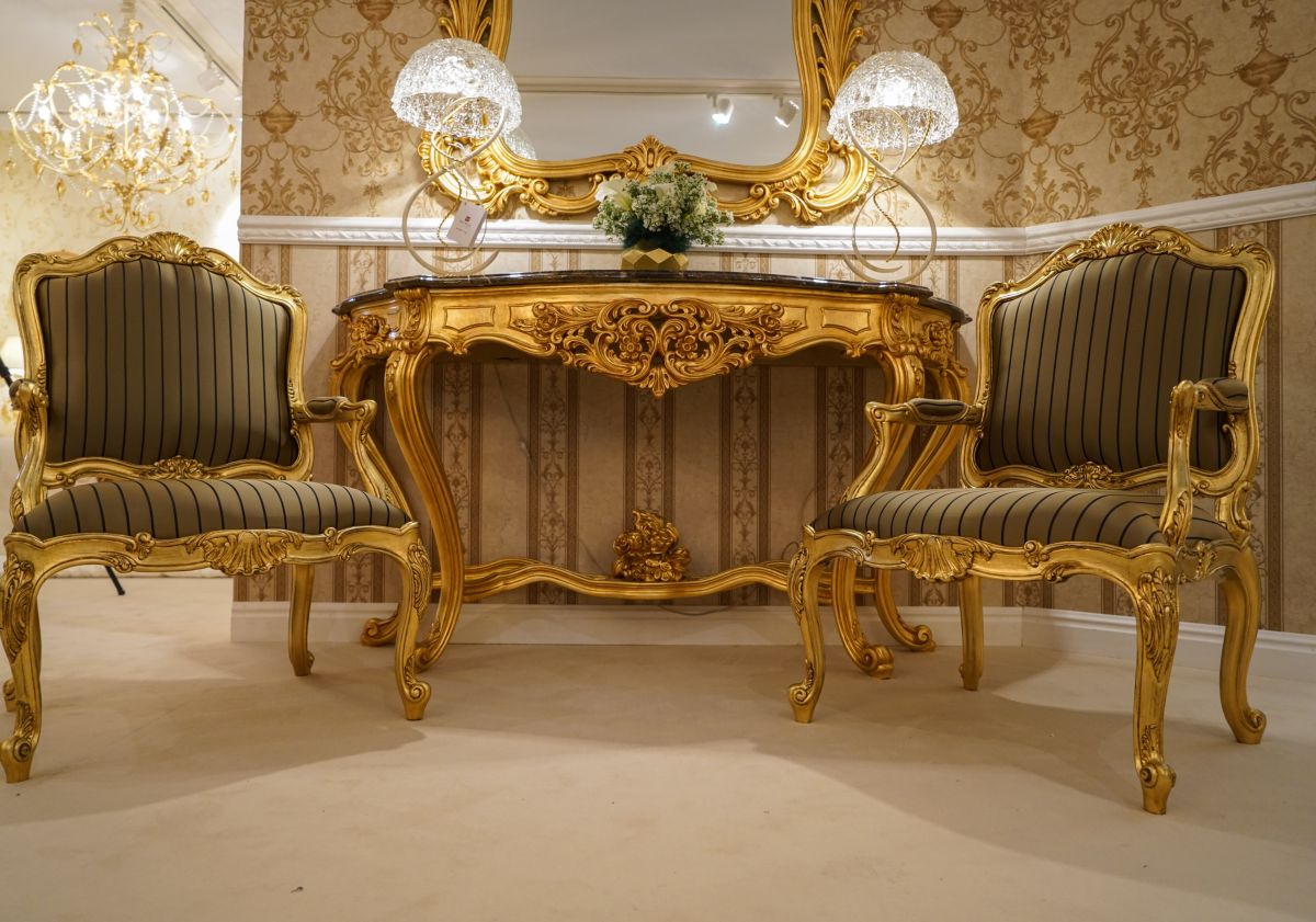 Rococo entryway console table and armchairs with gold leaf