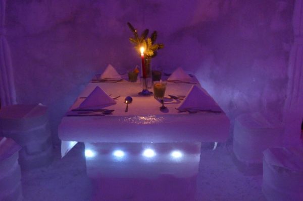 Romania balea lake ice hotel5