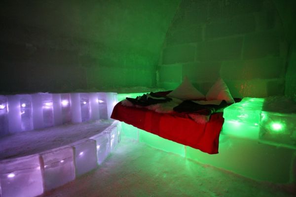 Romania balea lake ice hotel7