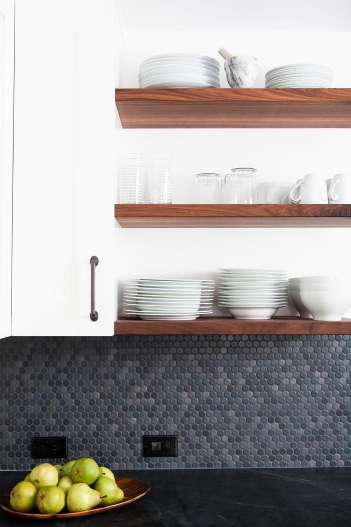 Round penny tile backsplash