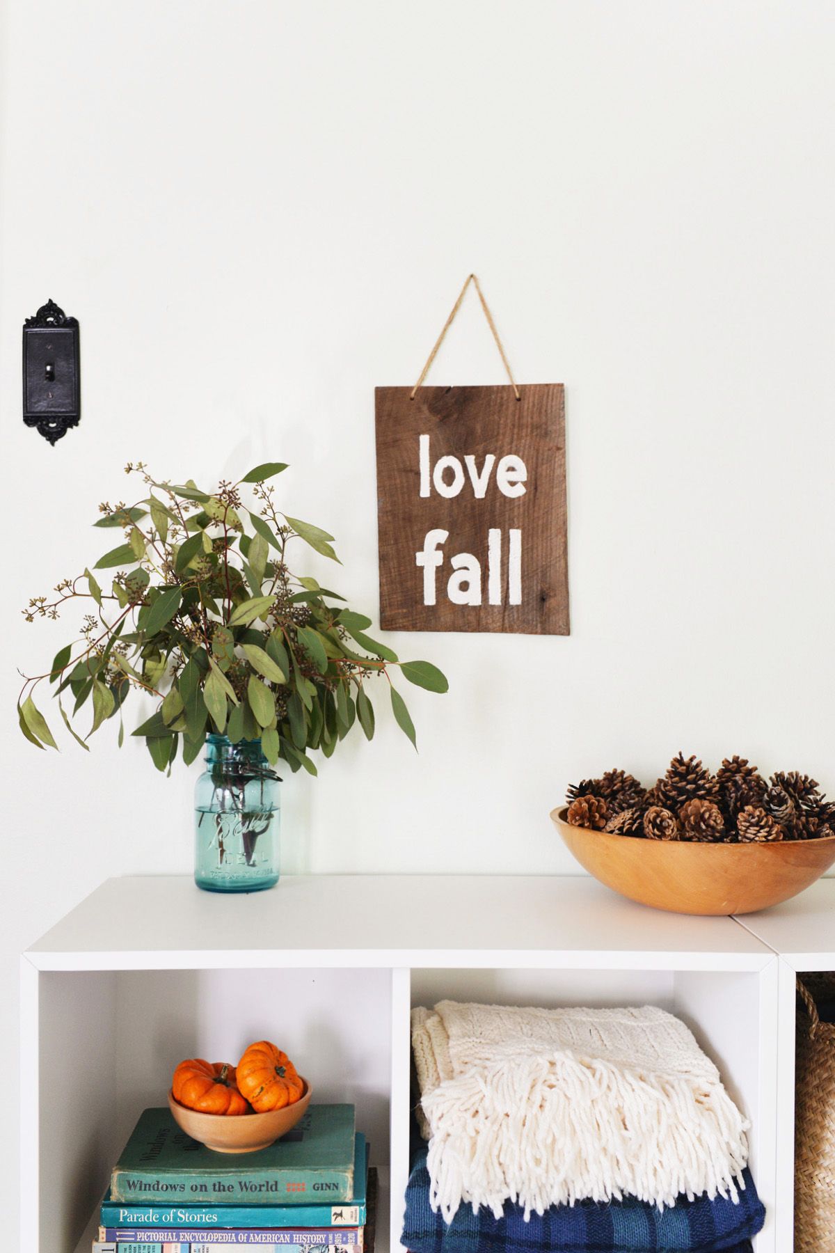 DIY Rustic Fall Craft Sign