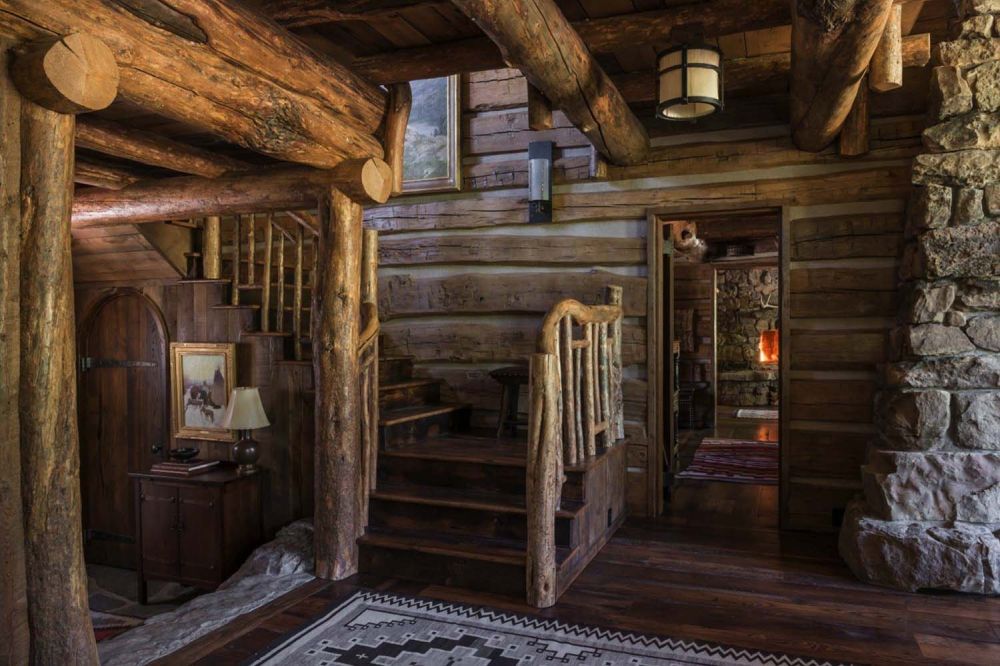 Massive structural beams are a very attractive element.
