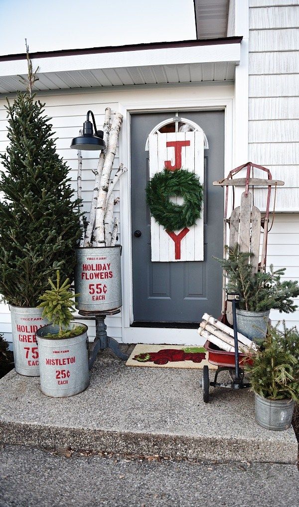 Rustic porch decor for Christmas