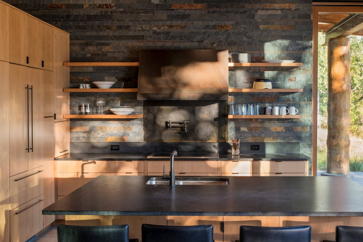 Rustic slate backsplash
