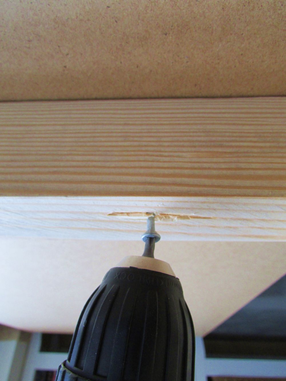 Saw Horse Craft Table step3