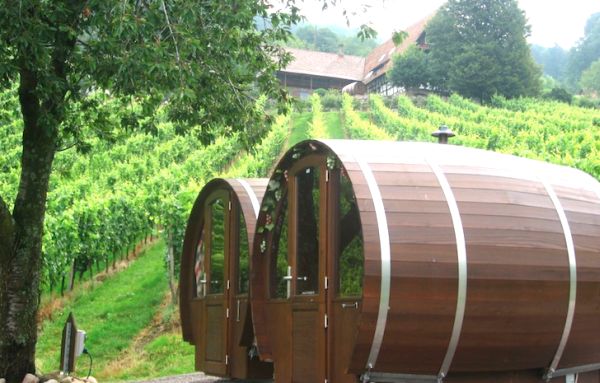 Schlafen im Weinfass Wine Barrel Room2