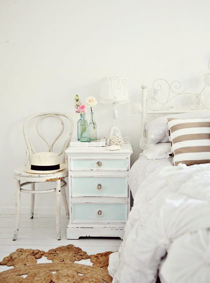 Shabby chic night stand