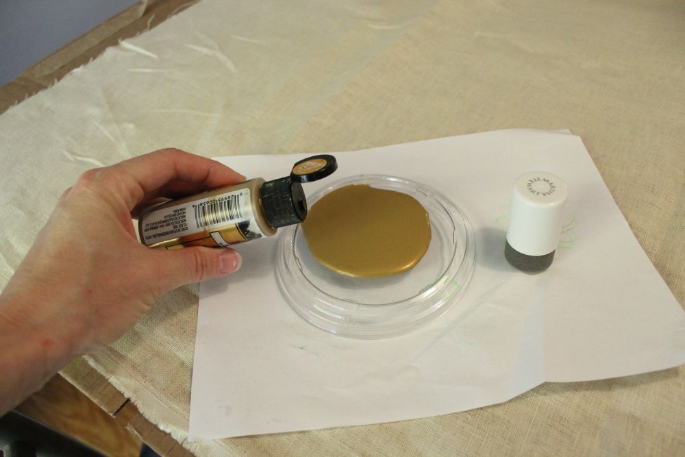 Shake up your acrylic paint bottle