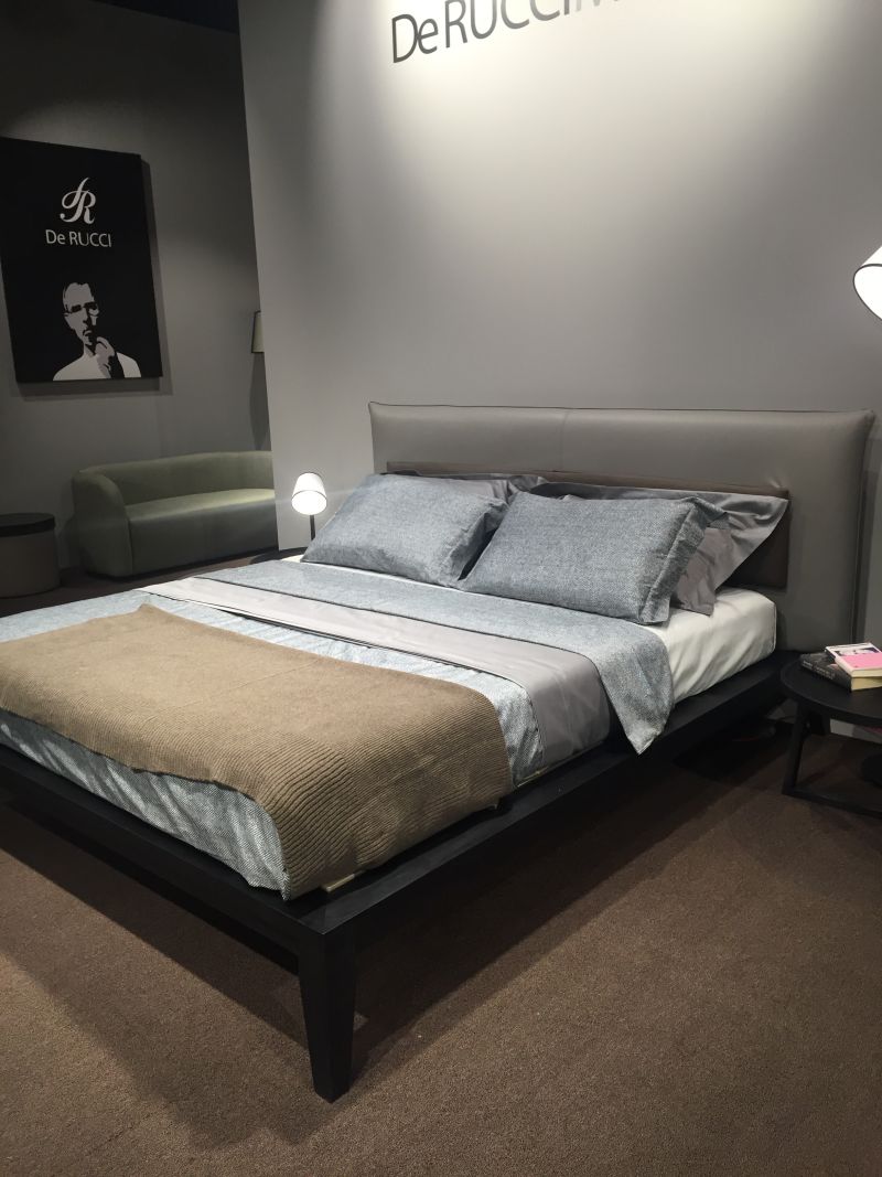 Silver Bedrom Color Theme