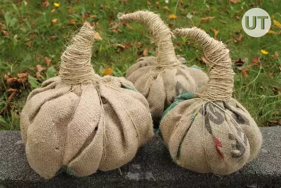 Simple Burlap pumpkin