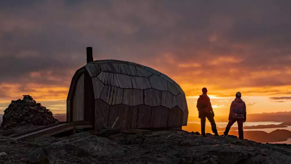 Small honeycomb-like structure cabin