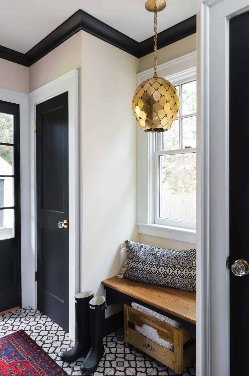 Small mudroom decor with bench