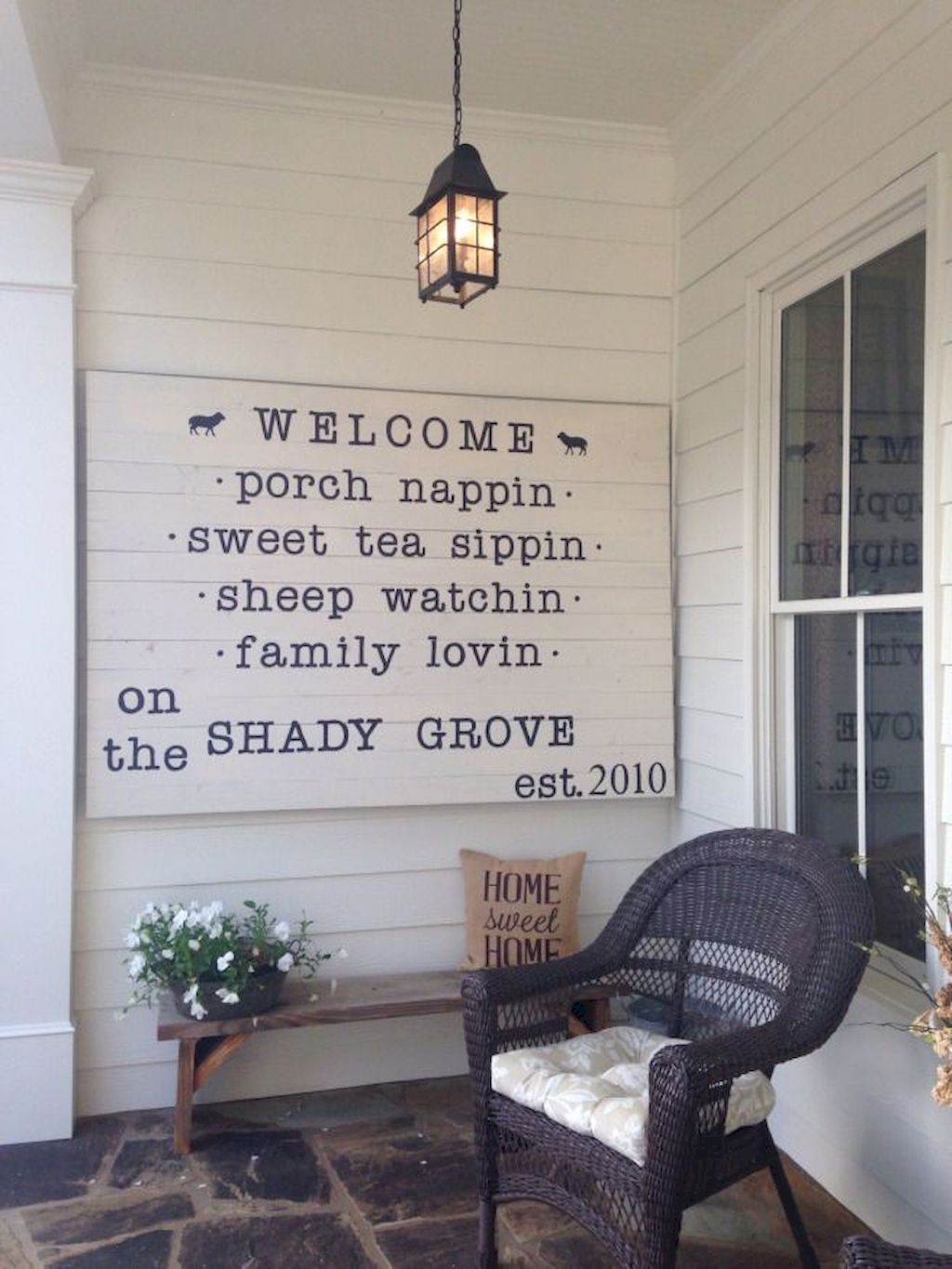 Small porch wall decor