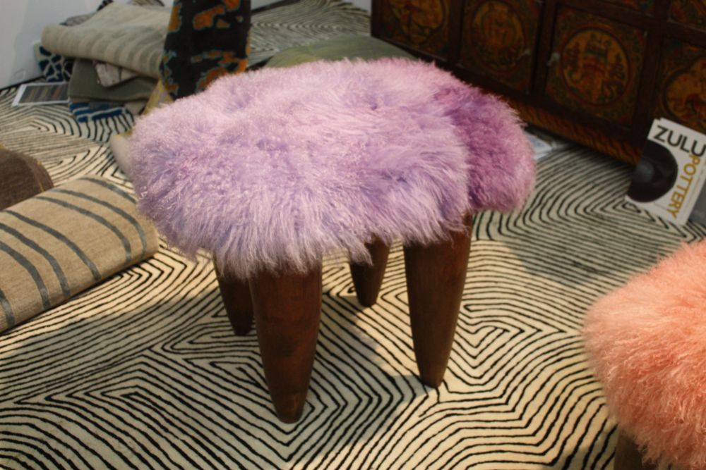 Small stool with pink fur