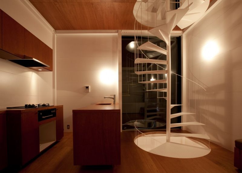 Small tower house in Tokyo kitchen