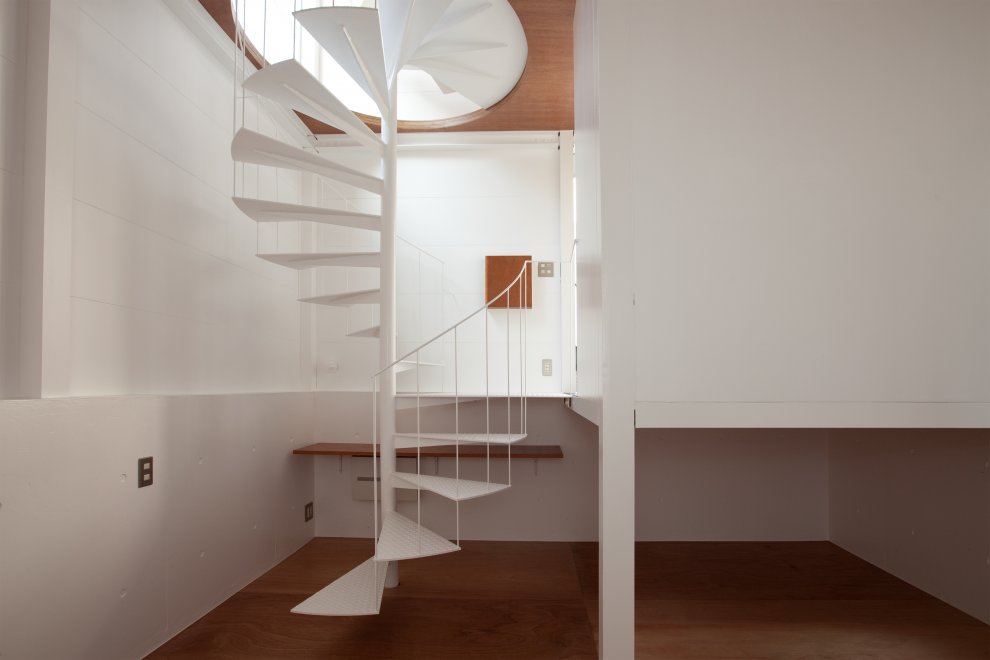 Small tower house in Tokyo staircase