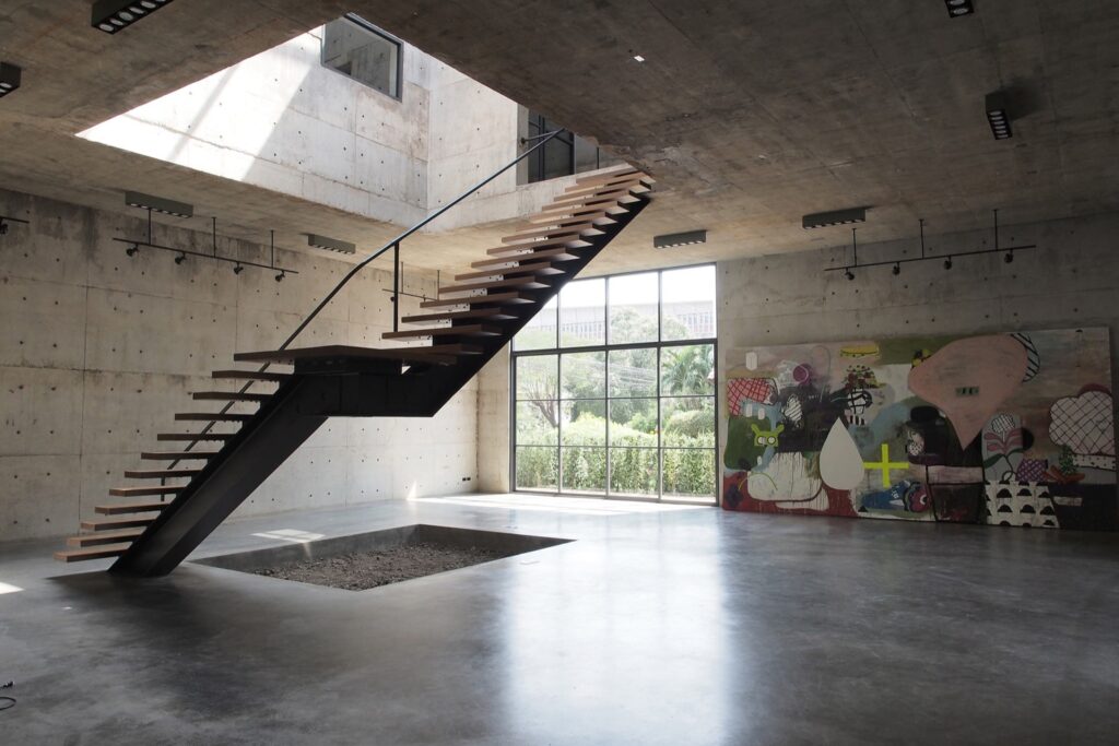 Solid Concrete Studio Gallery staircase ASWA 1024x683