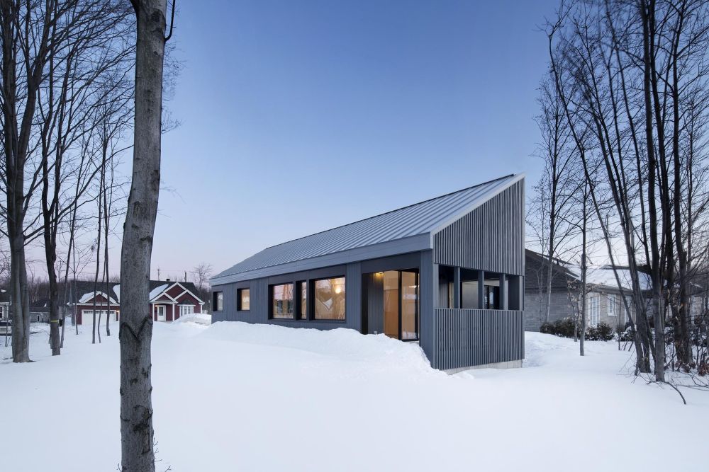 Sorel Canada Residence by NatureHumaine