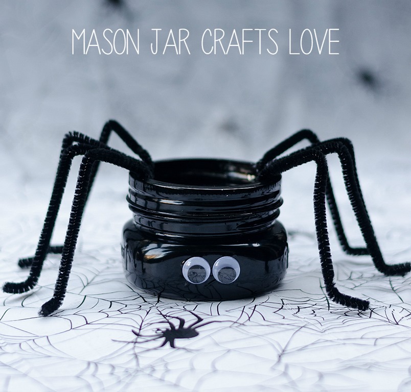 Spider Mason Jar Craft