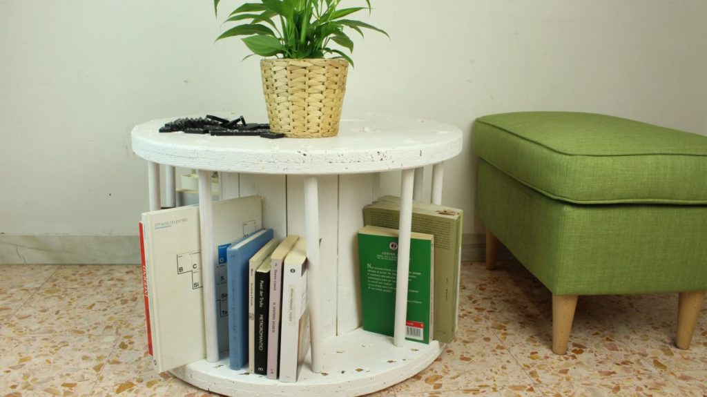 Spinning Table From A Discarded Cable Reel