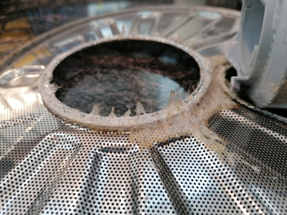 Spruce up the filter housing