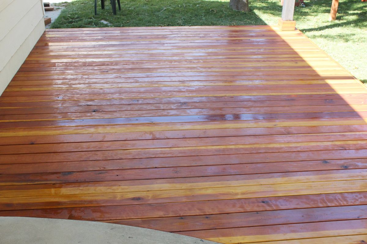 Stain and Seal a Redwood Deck dry