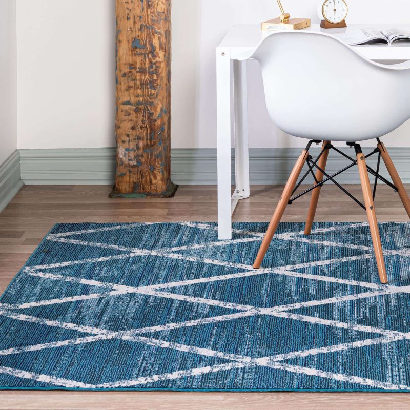 Starlight Rug blue and white geometric pattern