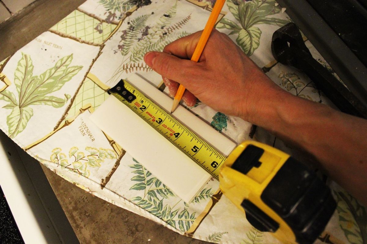 Start the second row of subway tiles