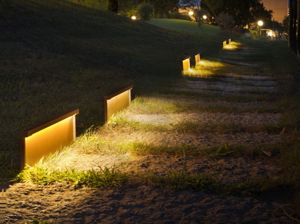 Gorgeous Outdoor Lighting Ideas That Bring Magic Into The Backyard