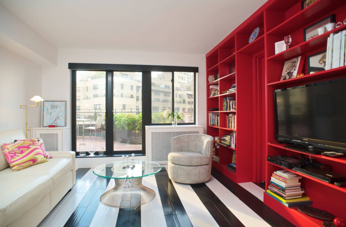 Striped black and white painted floor