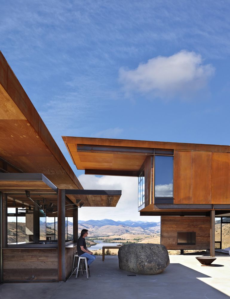 Studhorse House Building by Olson Kundig Corten