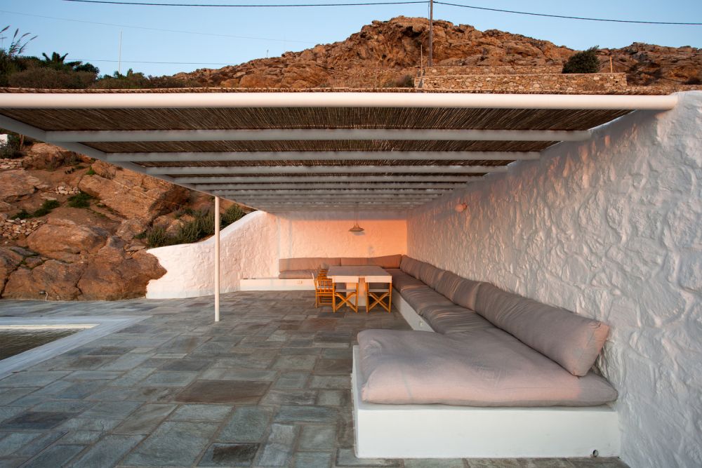 Summer House in Mykonos by ARP Architecture Research Practice