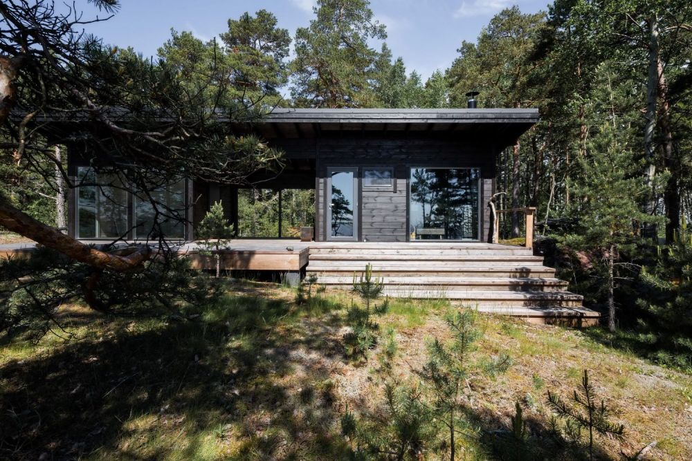 Summer House on the Baltic Sea Island by Pluspuu Oy patio