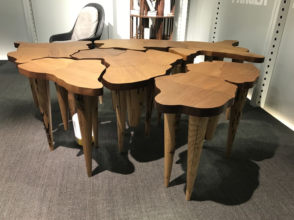 Table Pangea Michele de Lucchi