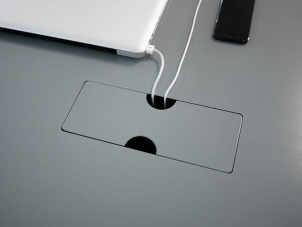 Table system by FRISO DIJKSTRA