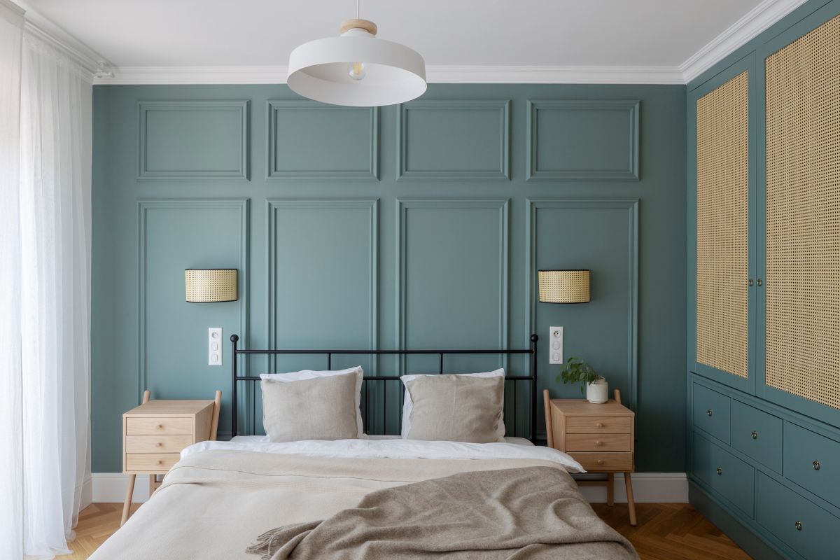 Teal Bedroom Ideas: The Best Paint Colors to Achieve Dramatic Style