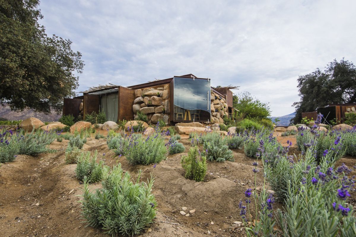 A cozy stone house in Ensenada