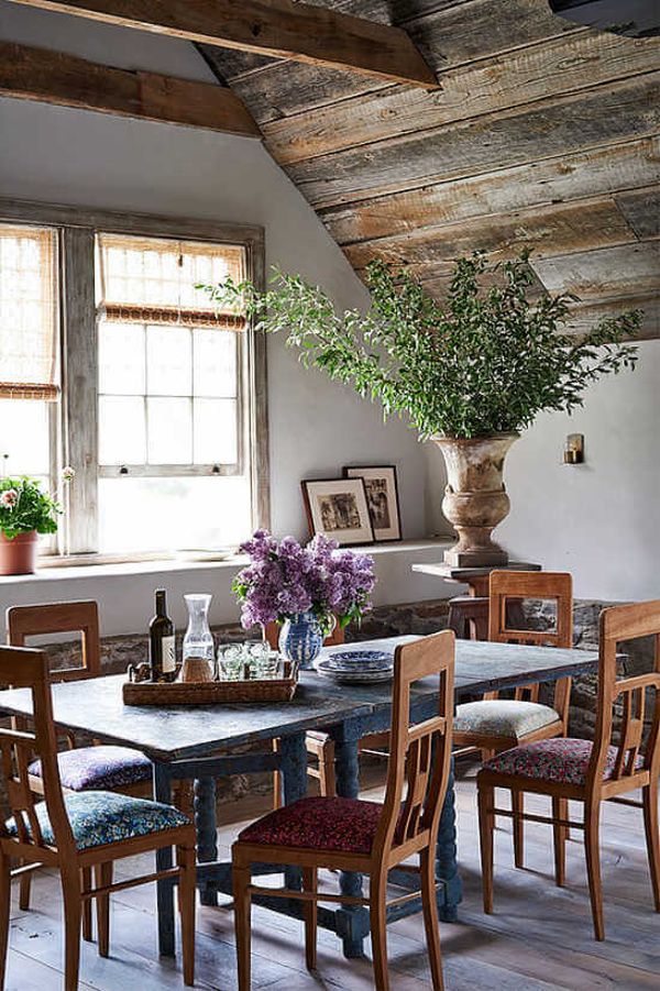 The Carriage House dining table