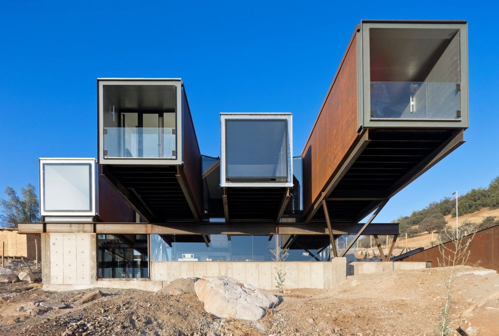 The Caterpillar House contemporary design from shipping containers