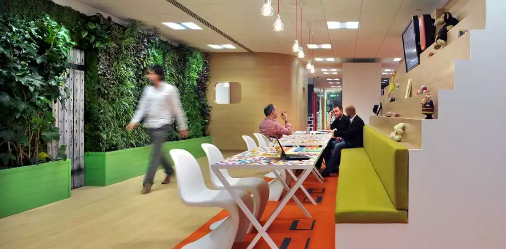 The Colorful Offices of Cheil