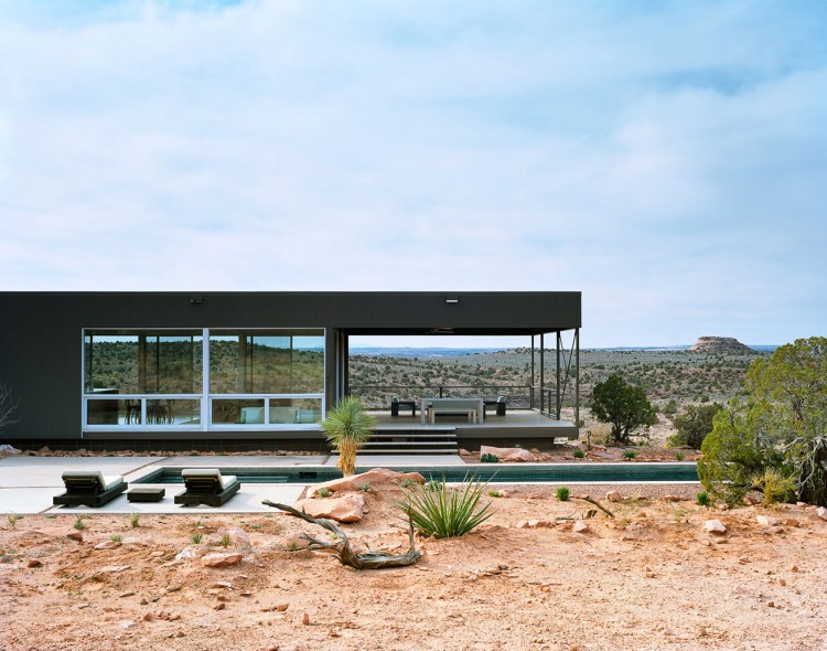 The Hidden Valley House porch