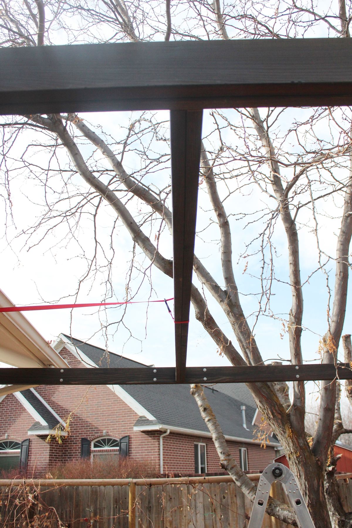 How to Install Modern Pergola Rafters Without Brackets - straight beam