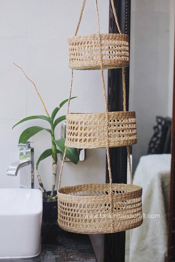 Tiered hanging basket trio