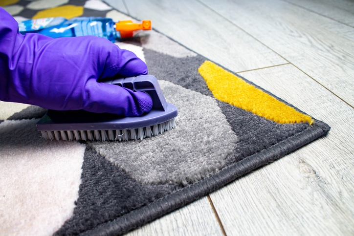 Tips to clean a rug