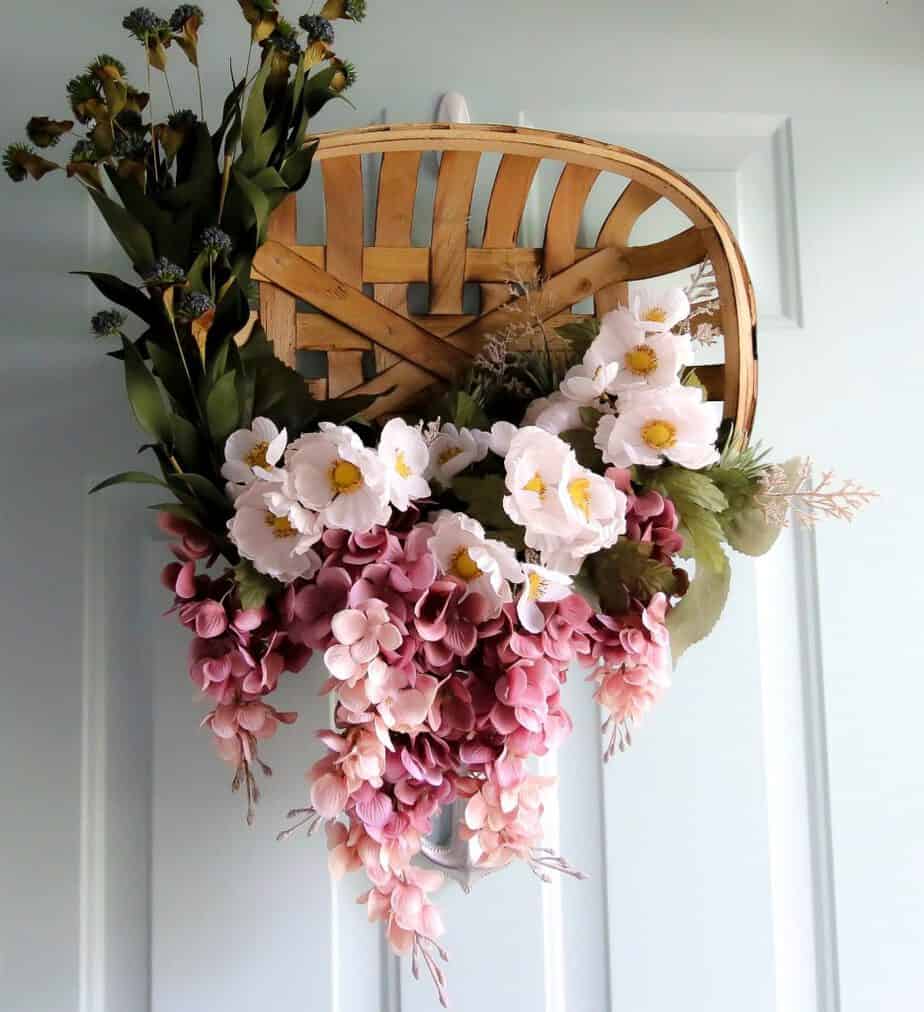 Tobacco Basket Fall Wreath