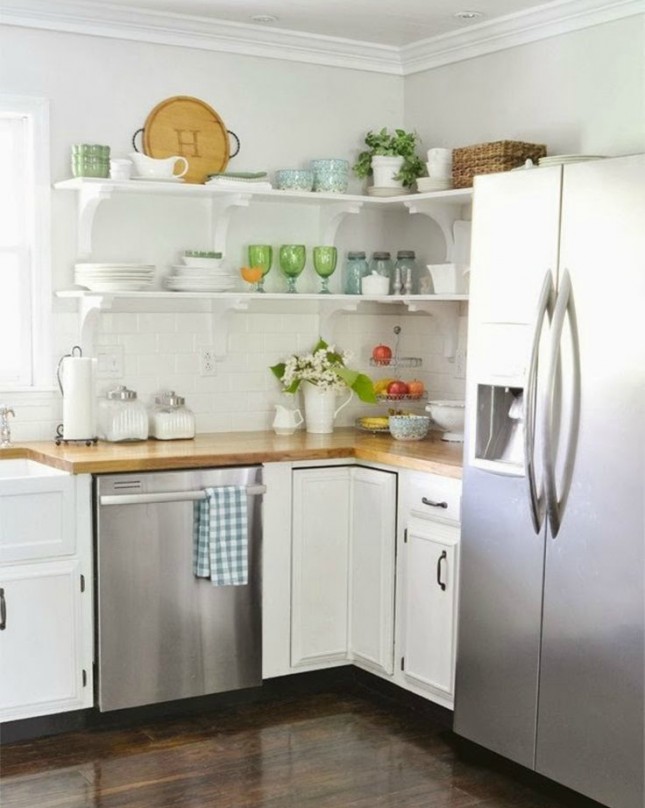 Touch of green on the kitchen